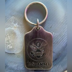 Vintage US Army Keychain in Silver